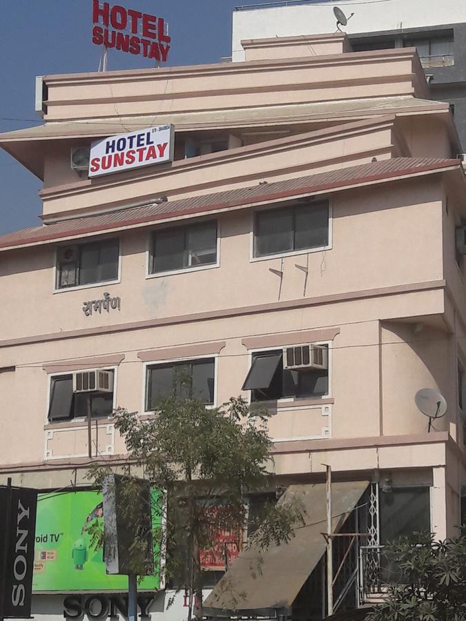 Hotel Sunstay Ahmedabad Exterior foto